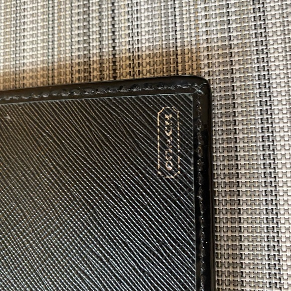 Coach slim cheque book holder in signature black canvas - Picture 3 of 4